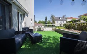 L'Ile D'Olive, Appartement Entier 2 A 4 Personnes Terrasse 25 M2 Besancon, Proche Cv, Micropolis Et Chu